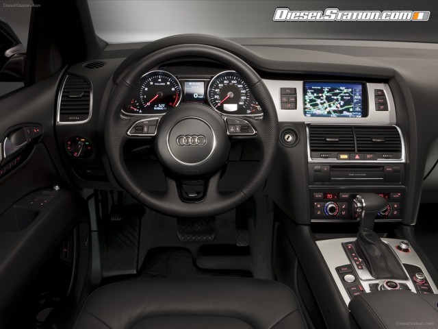 Audi Q7 3 0T S Line 2012 Picture #17 Audi Q7 3 0T S Line 2012 Picture #17