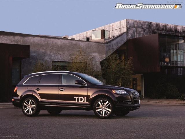 Audi Q7 TDI 2011 Picture #16 Audi Q7 TDI 2011 Picture #16