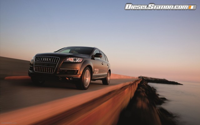 Audi Q7 TDI 2011 Widescreen Picture #5 Audi Q7 TDI 2011 Widescreen Picture #5