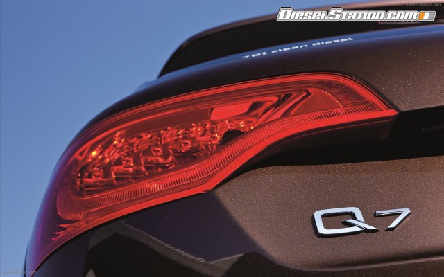 Audi Q7 TDI 2011 Widescreen Picture #21 Audi Q7 TDI 2011 Widescreen Picture #21