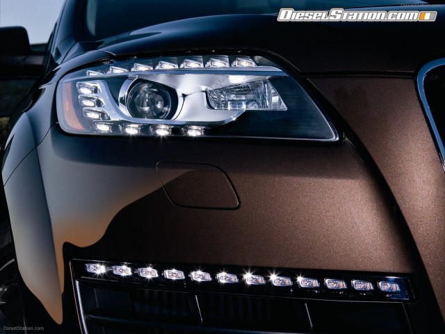 Audi Q7 TDI 2012 Picture #3 Audi Q7 TDI 2012 Picture #3