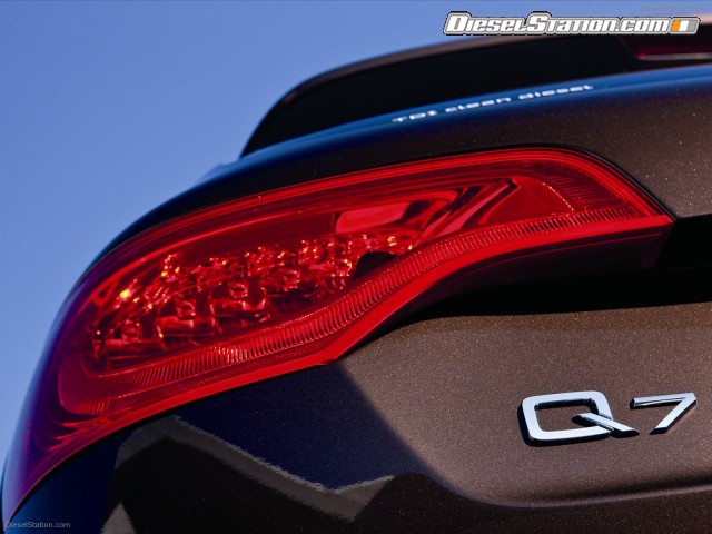 Audi Q7 TDI 2012 Picture #9 Audi Q7 TDI 2012 Picture #9