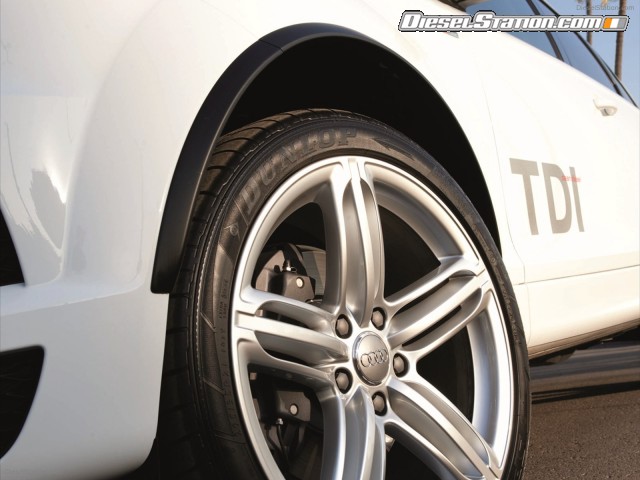 Audi Q7 TDI S line 2012 Picture #10 Audi Q7 TDI S line 2012 Picture #10