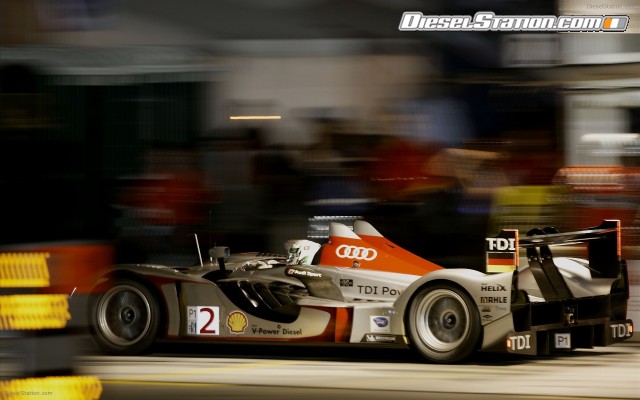 Audi R15 TDI Petit Le Mans Widescreen Picture #7 Audi R15 TDI Petit Le Mans Widescreen Picture #7