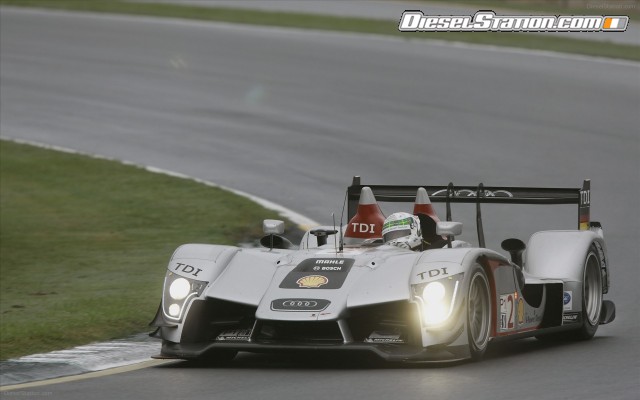 Audi R15 TDI Petit Le Mans Widescreen Picture #2 Audi R15 TDI Petit Le Mans Widescreen Picture #2
