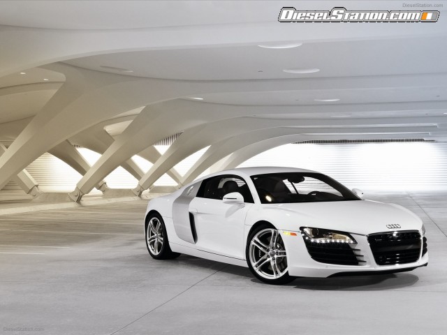 Audi R8 2011 Picture #13 Audi R8 2011 Picture #13
