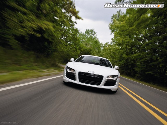 Audi R8 2011 Picture #35 Audi R8 2011 Picture #35