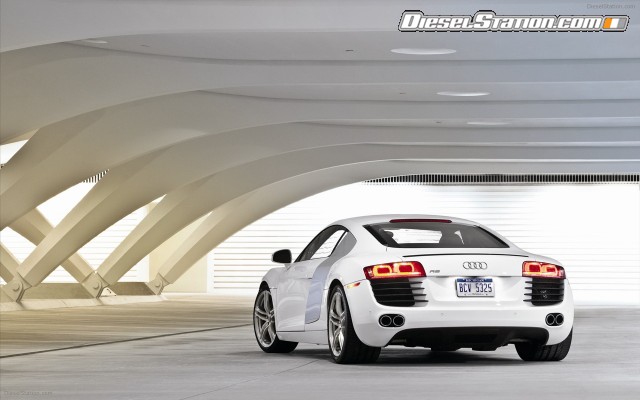 Audi R8 2011 Widescreen Picture #49 Audi R8 2011 Widescreen Picture #49
