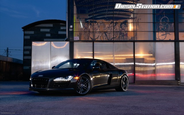 Audi R8 2011 Widescreen Picture #37 Audi R8 2011 Widescreen Picture #37