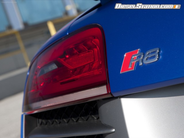 Audi R8 2014 Picture #17 Audi R8 2014 Picture #17