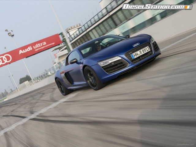 Audi R8 2014 Picture #127 Audi R8 2014 Picture #127