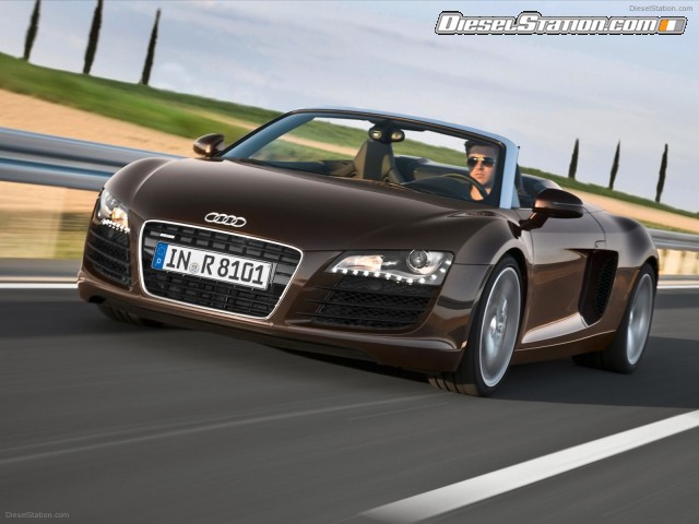 Audi R8 Spyder 4 2 FSI quattro 2011 Picture #2 Audi R8 Spyder 4 2 FSI quattro 2011 Picture #2