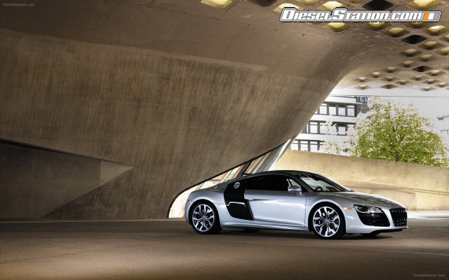 Audi R8 V10 5 2 FSI quattro 2012 Widescreen Picture #35 Audi R8 V10 5 2 FSI quattro 2012 Widescreen Picture #35
