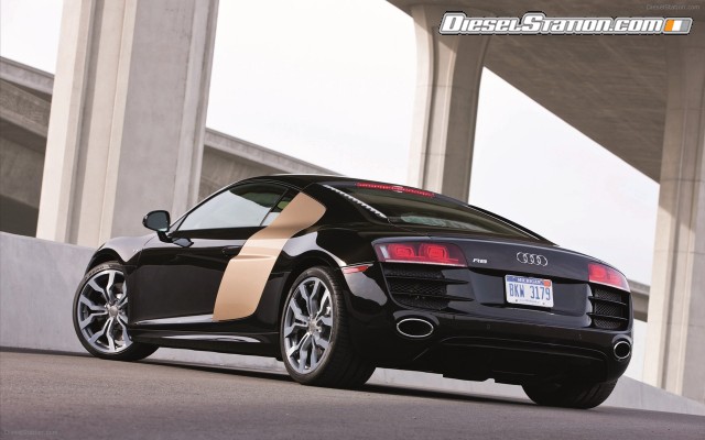 Audi R8 V10 FSI Quattro 2012 Widescreen Picture #4 Audi R8 V10 FSI Quattro 2012 Widescreen Picture #4