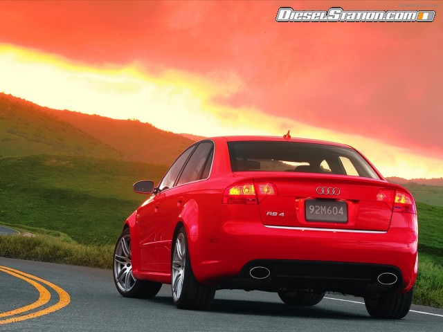 Audi RS 4 2007 Picture #10 Audi RS 4 2007 Picture #10