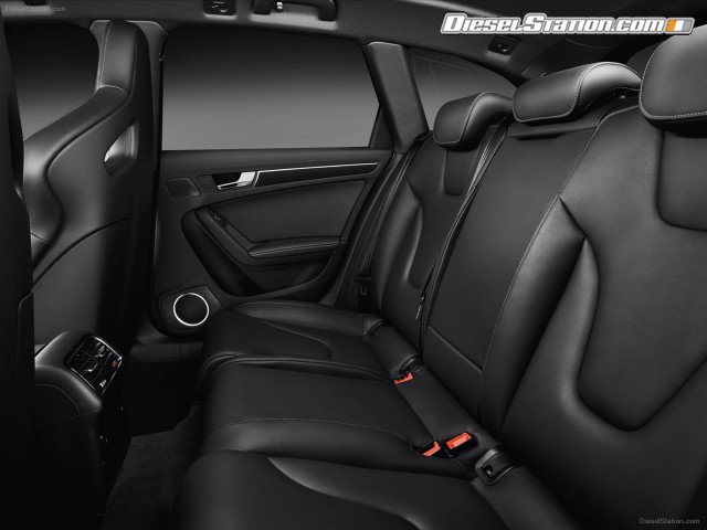 Audi RS 4 Avant 2012 Picture #4 Audi RS 4 Avant 2012 Picture #4