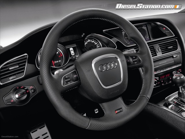 Audi RS 5 2011 Picture #5 Audi RS 5 2011 Picture #5