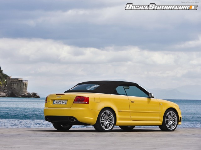 Audi RS4 Cabriolet Picture #0 Audi RS4 Cabriolet Picture #0