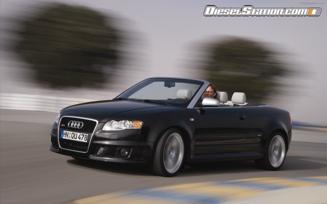 Audi RS4 Cabriolet Widescreen Picture #1 Audi RS4 Cabriolet Widescreen Picture #1