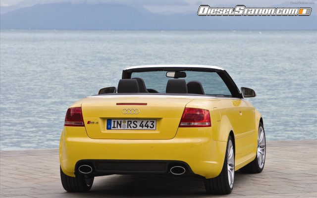 Audi RS4 Cabriolet Widescreen Picture #22 Audi RS4 Cabriolet Widescreen Picture #22