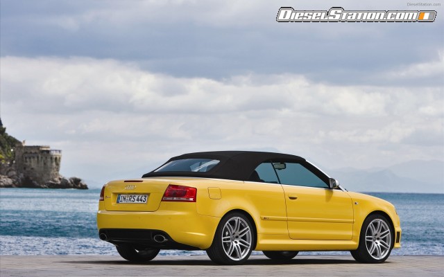 Audi RS4 Cabriolet Widescreen Picture #11 Audi RS4 Cabriolet Widescreen Picture #11