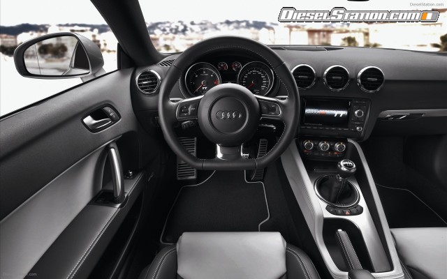 Audi TT Coupe 2011 Widescreen Picture #10 Audi TT Coupe 2011 Widescreen Picture #10