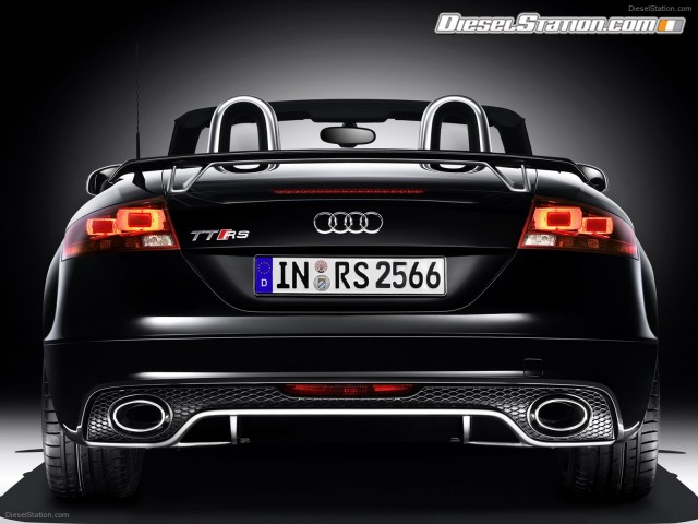 Audi TT RS 2012 Picture #7 Audi TT RS 2012 Picture #7