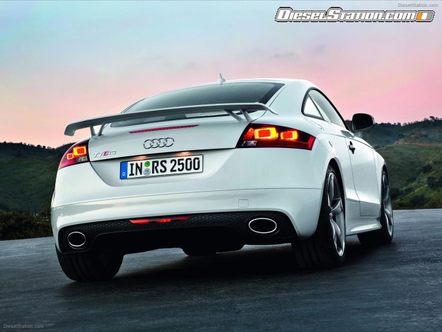 Audi TT RS 2012 Picture #26 Audi TT RS 2012 Picture #26