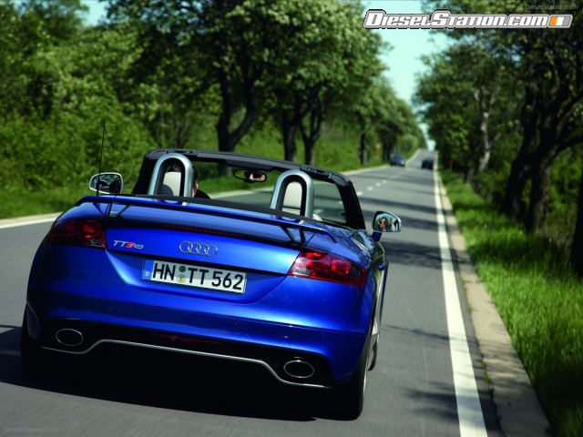 Audi TT RS 2012 Picture #110 Audi TT RS 2012 Picture #110