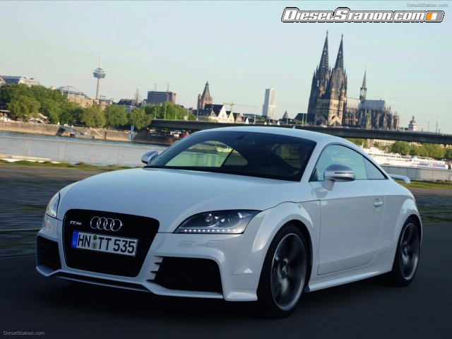 Audi TT RS 2012 Picture #18 Audi TT RS 2012 Picture #18