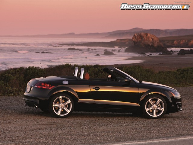 Audi TT Roadster 2012 Picture #6 Audi TT Roadster 2012 Picture #6