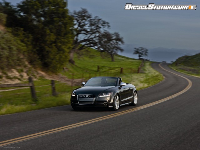 Audi TTS Roadster 2011 Picture #45 Audi TTS Roadster 2011 Picture #45