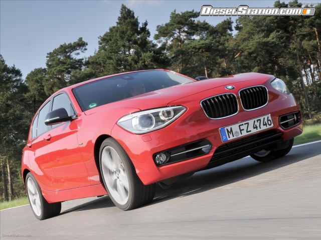 BMW 1 Series  Sport Line 2012 Picture #12 BMW 1 Series  Sport Line 2012 Picture #12