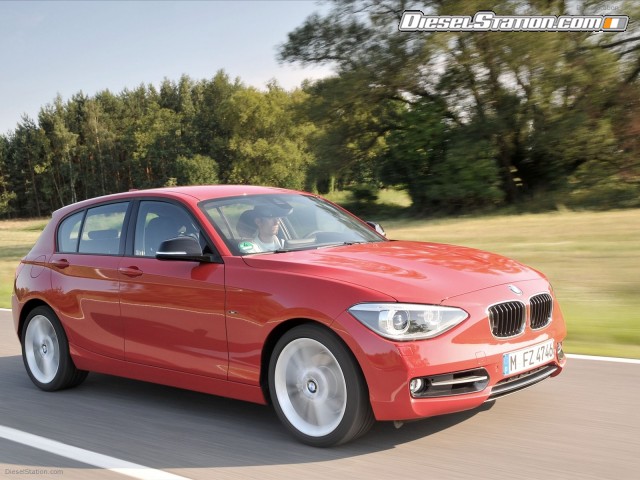 BMW 1 Series  Sport Line 2012 Picture #35 BMW 1 Series  Sport Line 2012 Picture #35