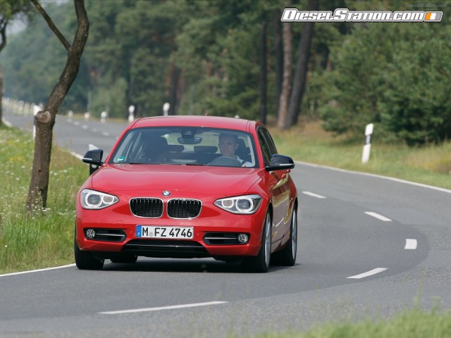 BMW 1 Series  Sport Line 2012 Picture #6 BMW 1 Series  Sport Line 2012 Picture #6