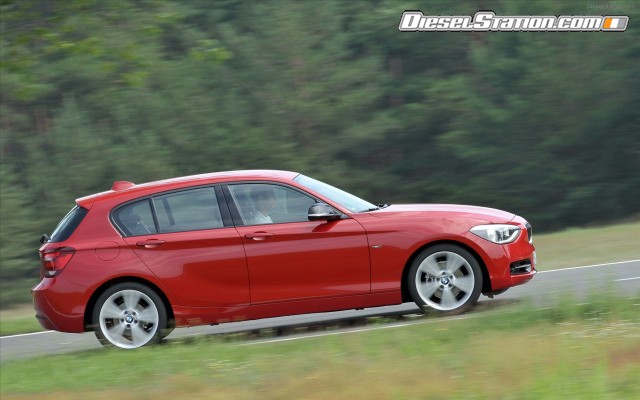 BMW 1 Series  Sport Line 2012 Widescreen Picture #3 BMW 1 Series  Sport Line 2012 Widescreen Picture #3