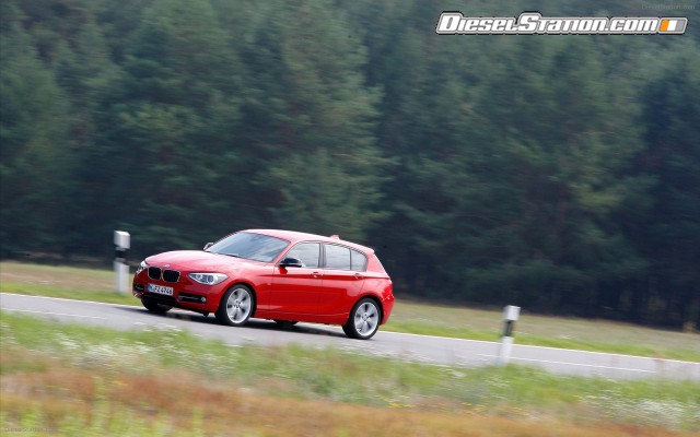 BMW 1 Series  Sport Line 2012 Widescreen Picture #7 BMW 1 Series  Sport Line 2012 Widescreen Picture #7