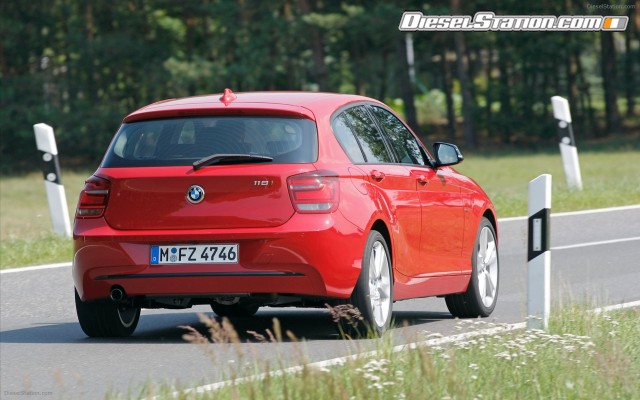 BMW 1 Series  Sport Line 2012 Widescreen Picture #0 BMW 1 Series  Sport Line 2012 Widescreen Picture #0