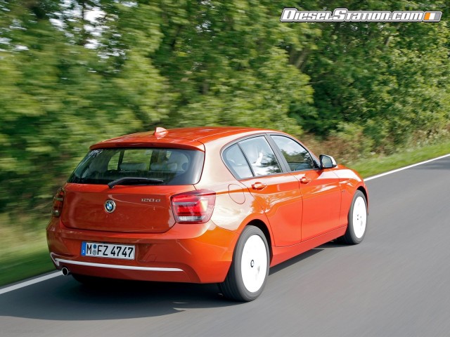 BMW 1 Series  Urban Line 2012 Picture #25 BMW 1 Series  Urban Line 2012 Picture #25