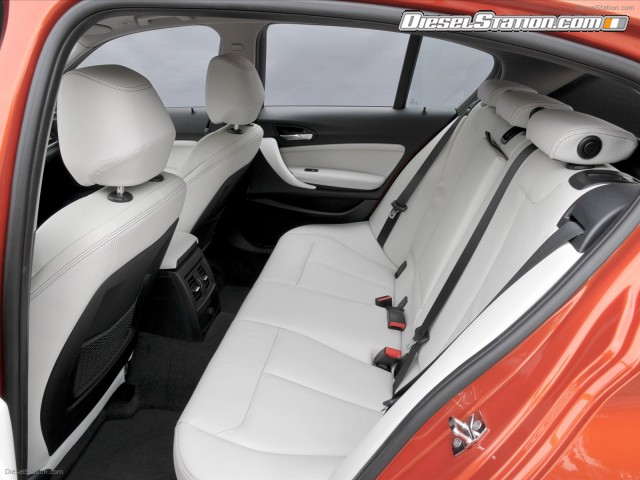 BMW 1 Series  Urban Line 2012 Picture #13 BMW 1 Series  Urban Line 2012 Picture #13