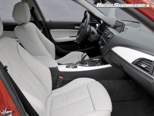 BMW 1 Series  Urban Line 2012 Picture #4 BMW 1 Series  Urban Line 2012 Picture #4