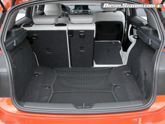 BMW 1 Series  Urban Line 2012 Picture #2 BMW 1 Series  Urban Line 2012 Picture #2