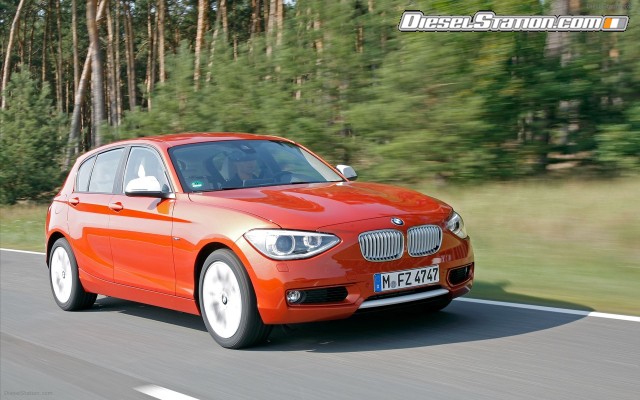 BMW 1 Series  Urban Line 2012 Widescreen Picture #6 BMW 1 Series  Urban Line 2012 Widescreen Picture #6