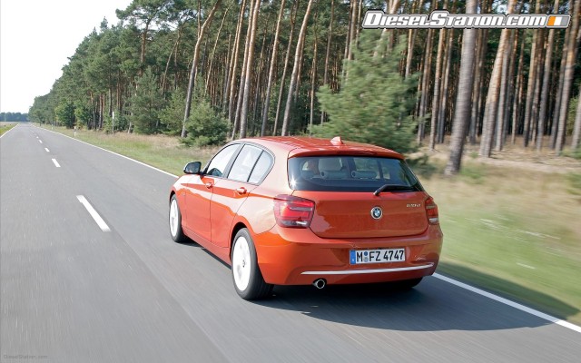 BMW 1 Series  Urban Line 2012 Widescreen Picture #75 BMW 1 Series  Urban Line 2012 Widescreen Picture #75