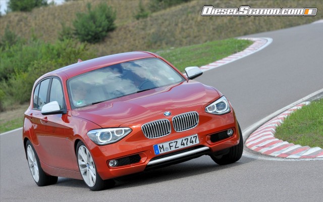 BMW 1 Series  Urban Line 2012 Widescreen Picture #32 BMW 1 Series  Urban Line 2012 Widescreen Picture #32
