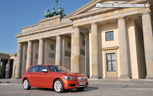 BMW 1 Series  Urban Line 2012 Widescreen Picture #70 BMW 1 Series  Urban Line 2012 Widescreen Picture #70