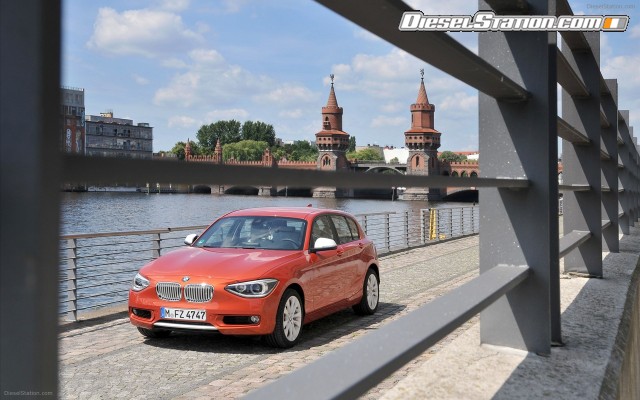 BMW 1 Series  Urban Line 2012 Widescreen Picture #7 BMW 1 Series  Urban Line 2012 Widescreen Picture #7