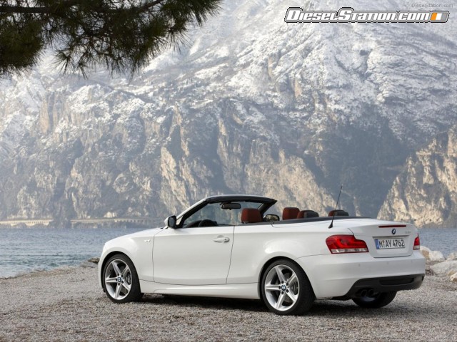 BMW 1 Series Convertible 2012 Picture #29 BMW 1 Series Convertible 2012 Picture #29