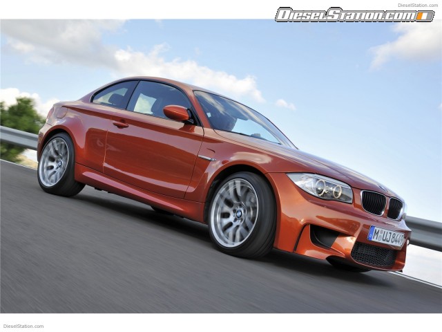 BMW 1 Series M Coupe 2011 Picture #26 BMW 1 Series M Coupe 2011 Picture #26