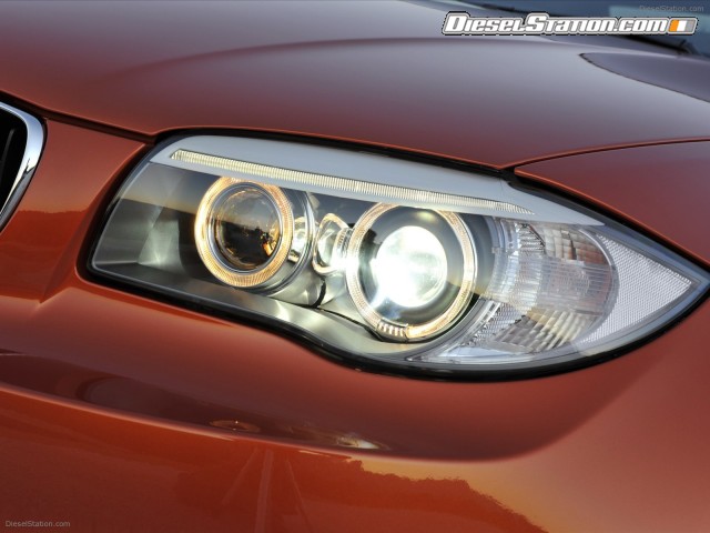 BMW 1 Series M Coupe 2011 Picture #10 BMW 1 Series M Coupe 2011 Picture #10